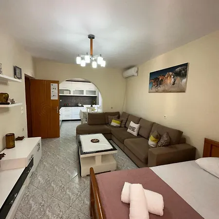 Noar 公寓 Sarandë